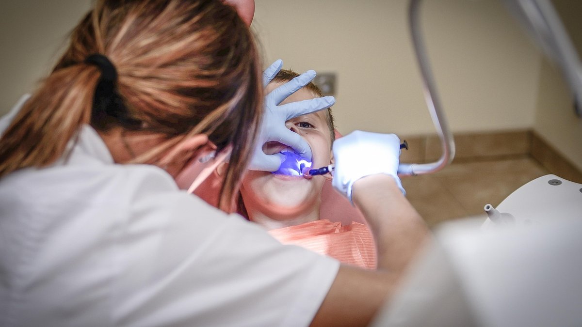 When Should a Child First See a Dentist